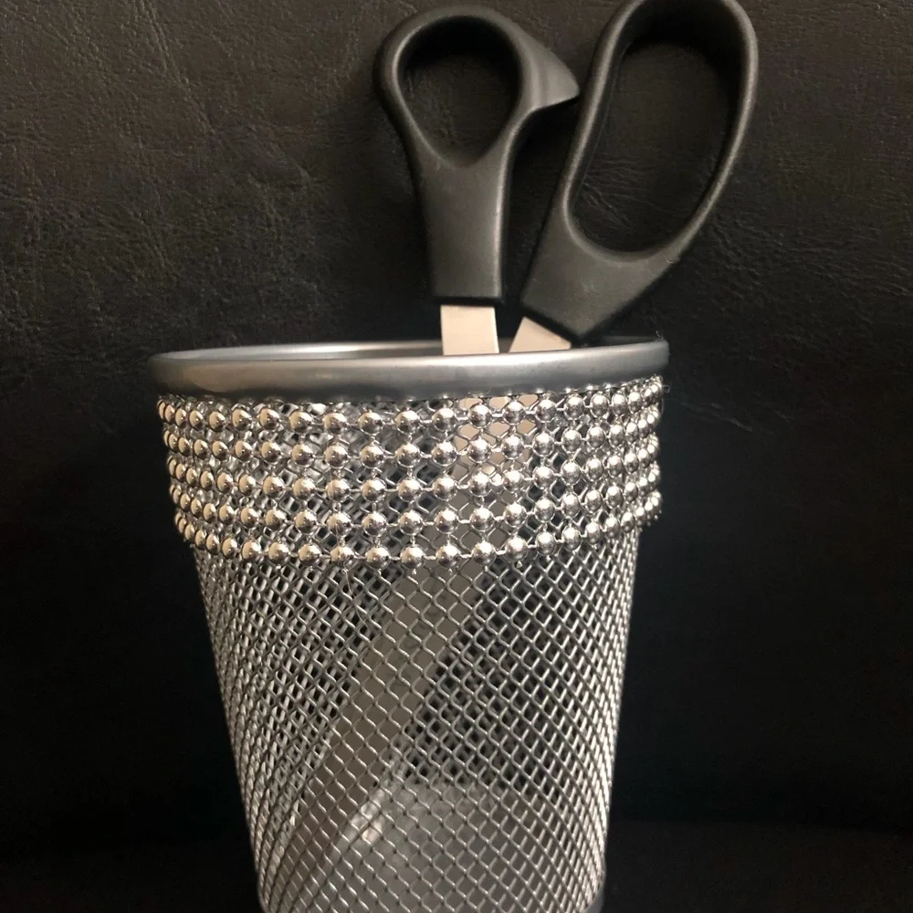 New! Custom silver metal storage cup